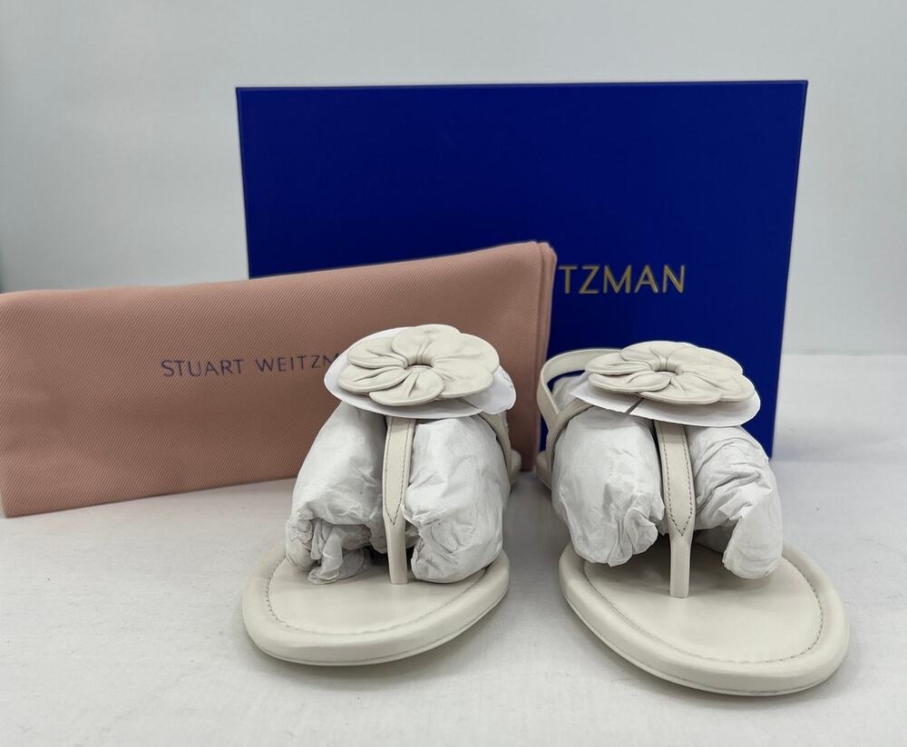 Stuart Weitzman x Sandy Liang White Flower Thong Sandals Size 7 NIB